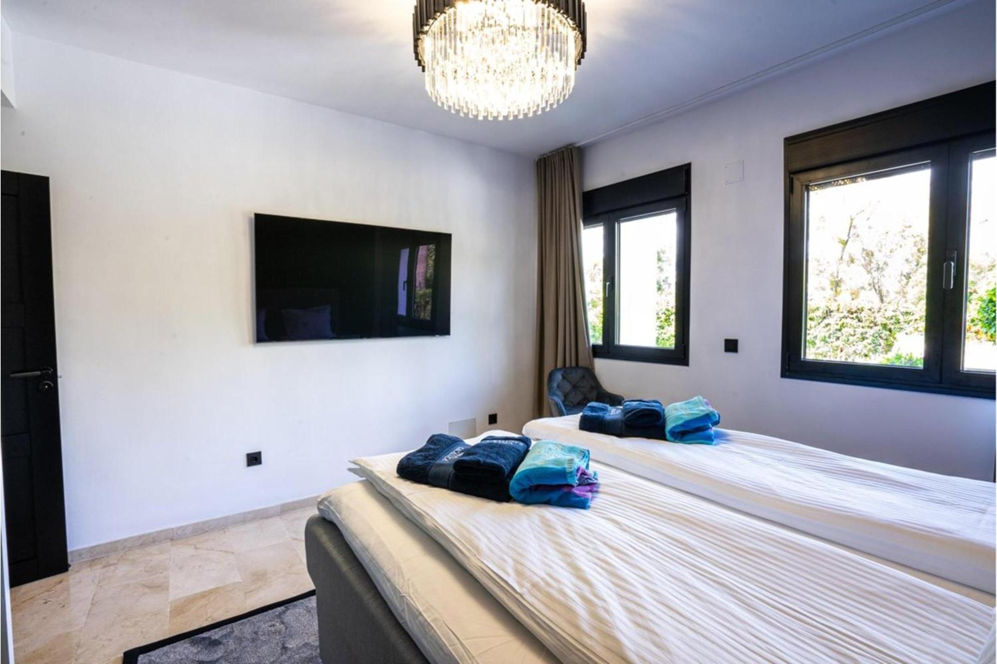 Villa New Zacaluca Pool Sauna & Gym - Happy Rentals Marbellac Extérieur photo